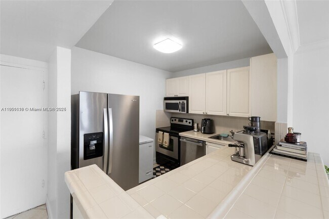 Photo - 1455 N Treasure Dr Unit PH=L