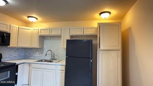 6714 N 54th Ave Unit 1