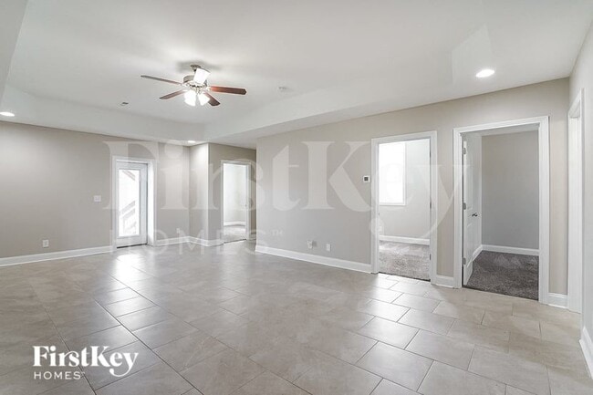 Photo - 1315 Golden Eagle Way
