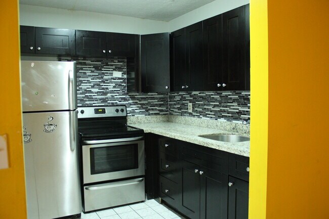 Photo - 2200 Springdale Blvd Unit 215