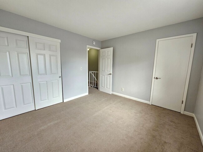 Photo - Immaculate 2 Bedroom Unit - Close to UNR!