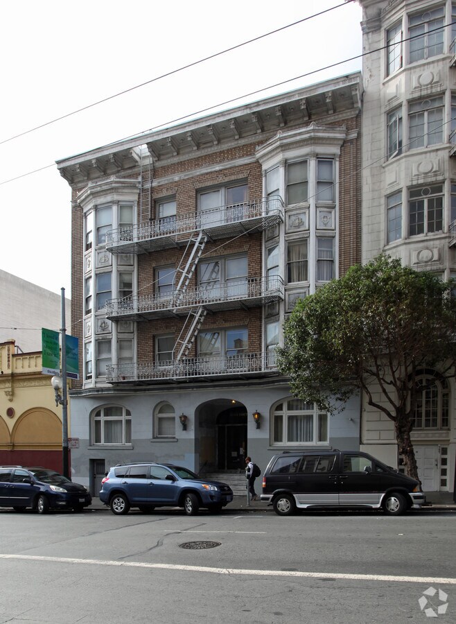 Photo - 745 Sutter St
