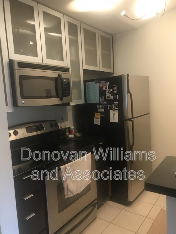 Photo - 525 -3C Graham Street