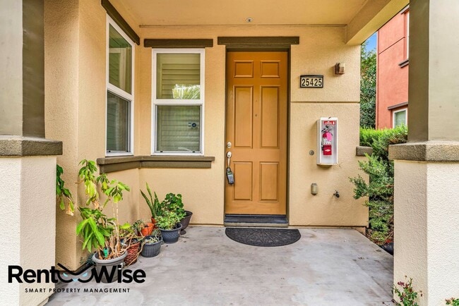 Photo - 25425 Huntwood Ave