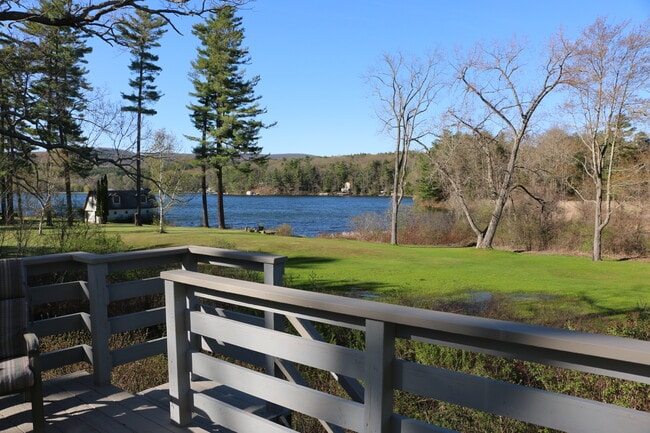 Building Photo - 104 Underwood Rd