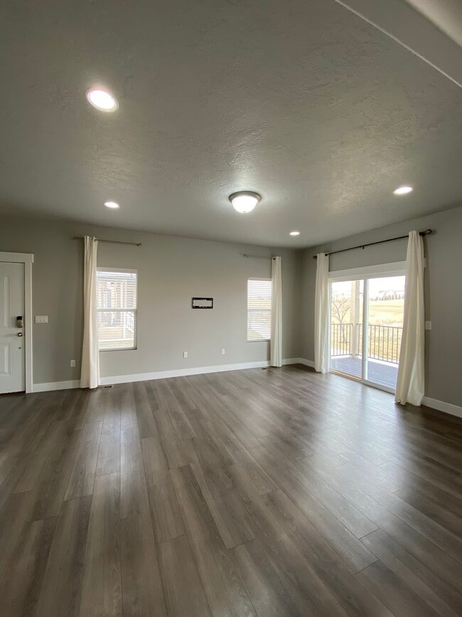 Photo - 3809 E Cunninghill Dr