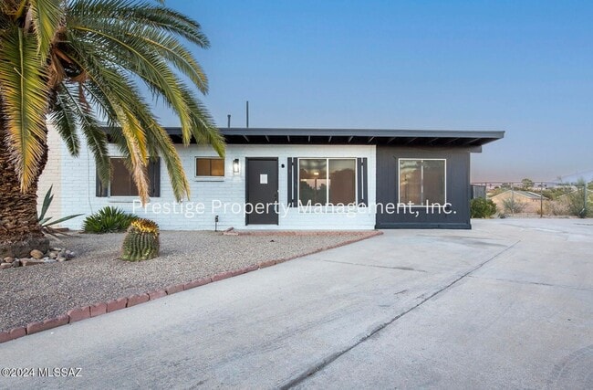 Building Photo - Look! This 3/2 Upgraded  East Side Charmer Is What You Have Been Looking For!