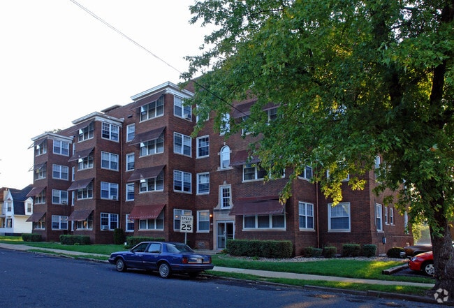 Linn Terrace Apartments
