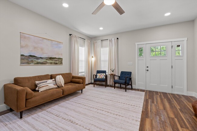 Photo - 116 Hickory St