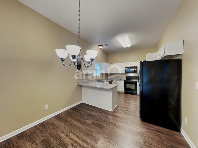 Photo - 2010 Cornflower Ln