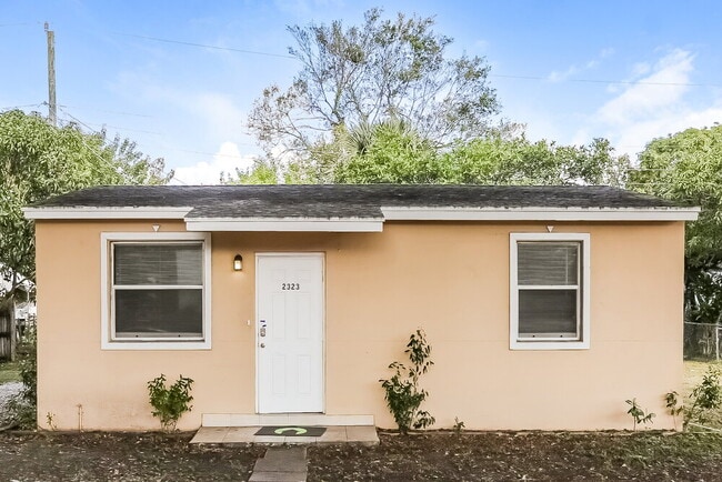 Building Photo - 2323 NW 12th Ct Rental
