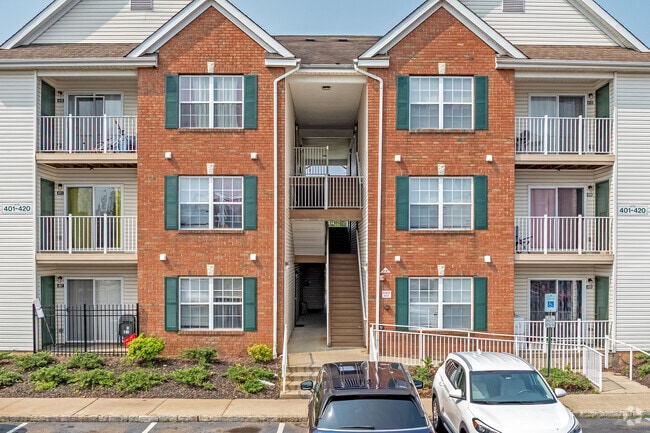 Meridian Square - Unit Entries