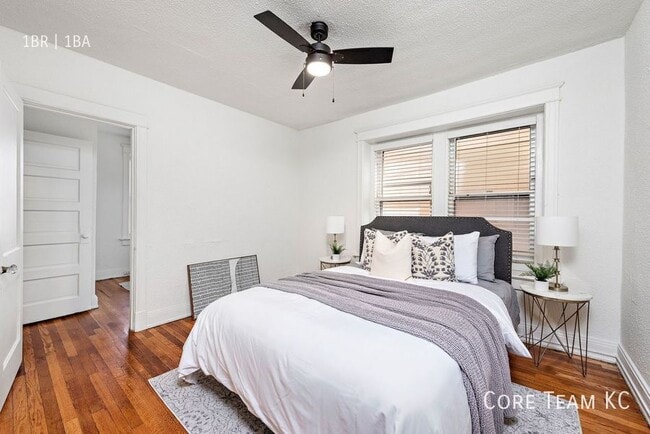 Photo - 1413 W 39th St Unit 1414-3W