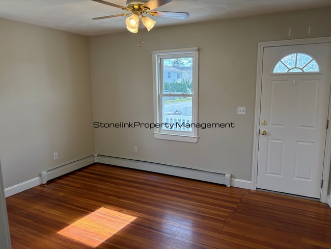 Photo - 293 State St Unit 1