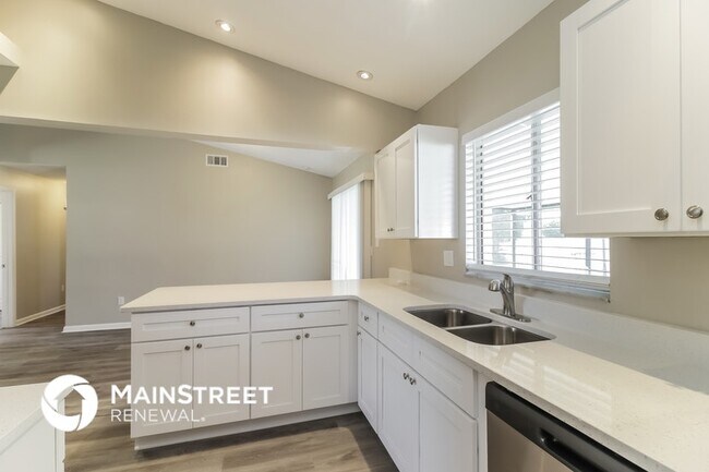 Photo - 810 Amidon St Casa