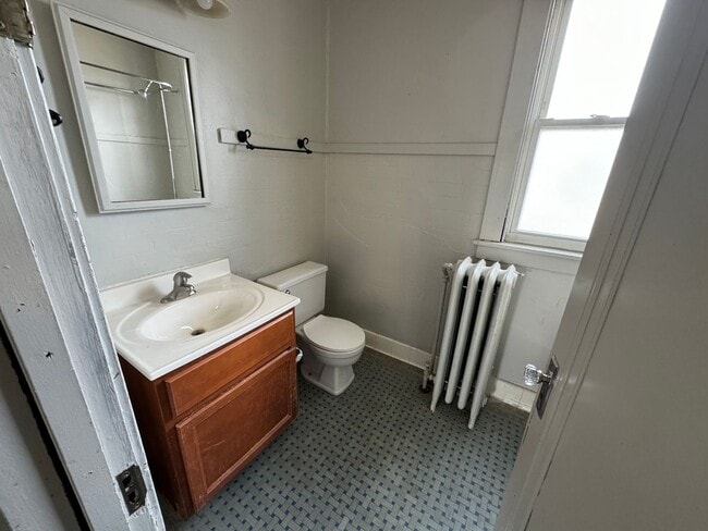 Photo - 5113 25th Ave Unit Upper