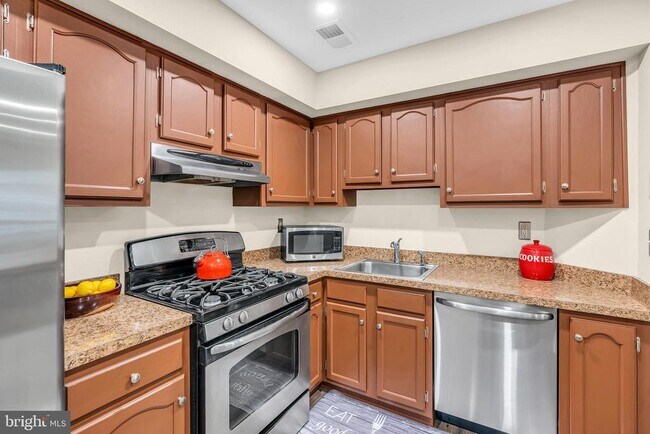 Photo - 103 Claridge Ct Unit 1