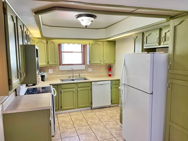 Photo - 214 Homewood Ave