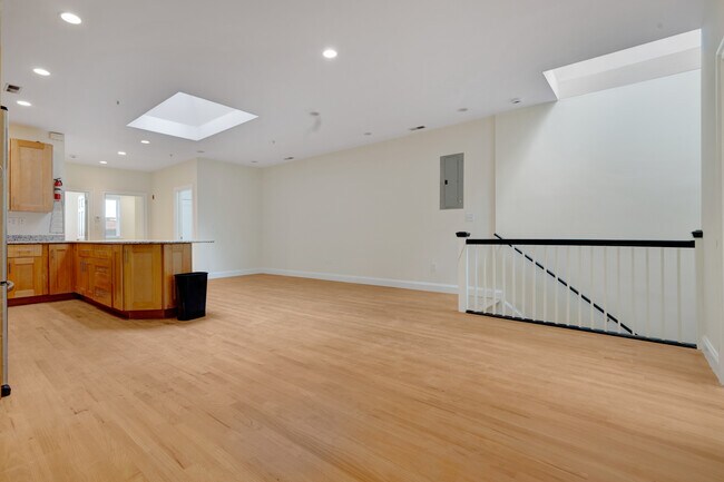 Photo - 3703 14th St NW Unit 3