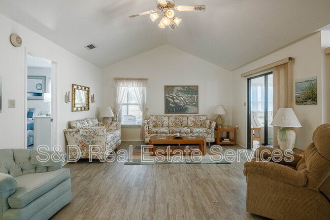 Photo - 6042 Seagull Ln