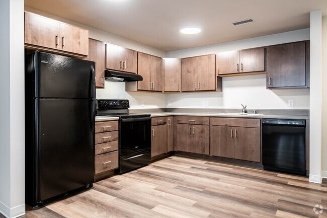 3BR, 2BA - 1219SF