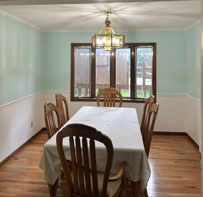 Photo - 112 Minges Forest Ln