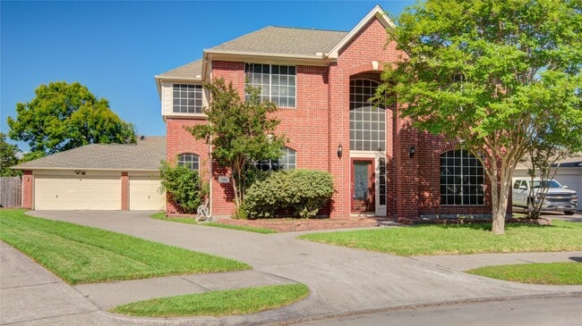 Building Photo - 1742 Country Club Cove Dr