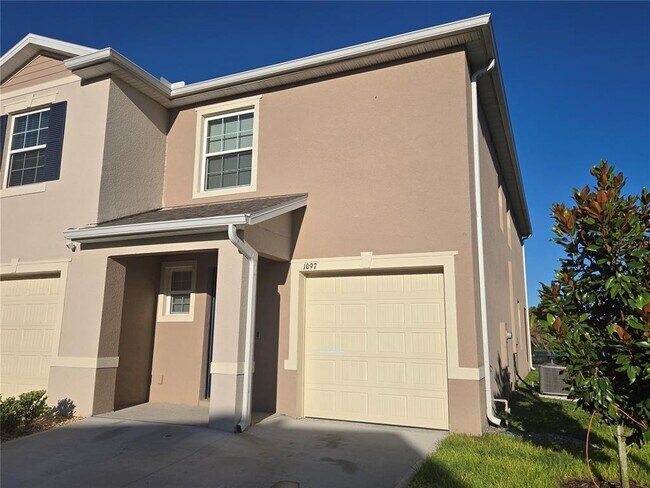 Photo - 1097 Blue Jay Dr
