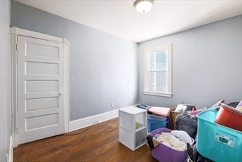 bedroom - 51 Willard St Apartments Unit 2