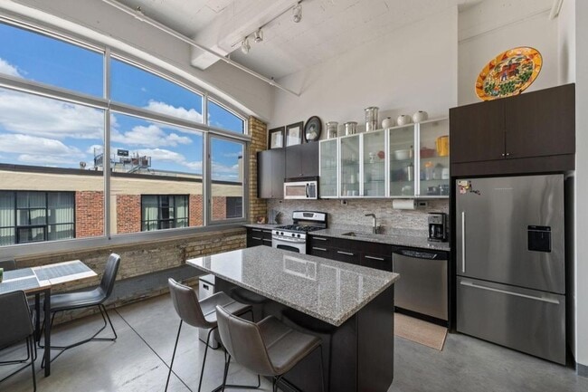Photo - 700 N Washington Ave