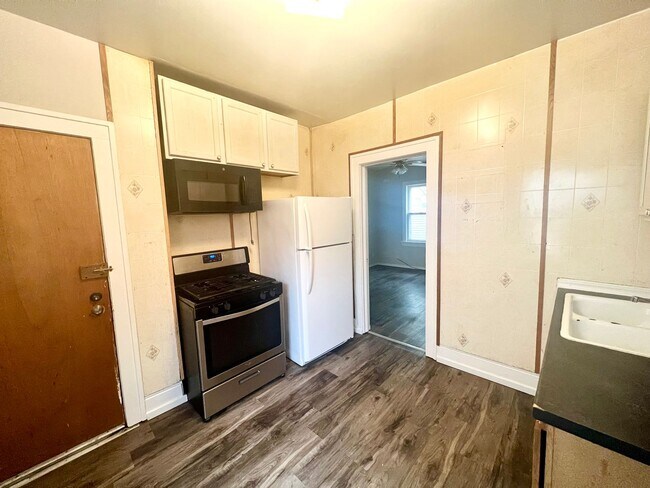 Photo - 1506 68th St Unit #1