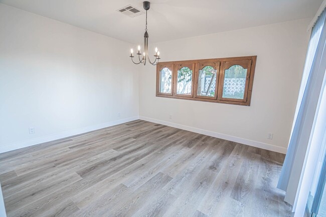 Photo - 3-Bedroom Home with Dog Run and Private Yard in Santa Clarita!