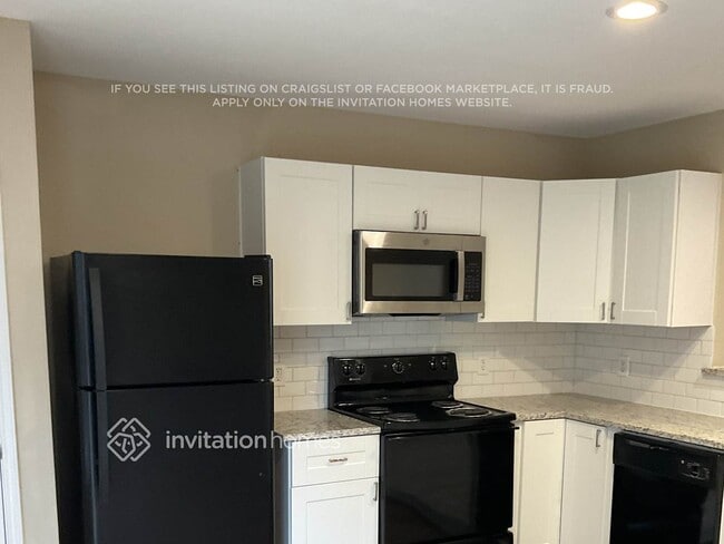 Photo - 646 Via Estrella