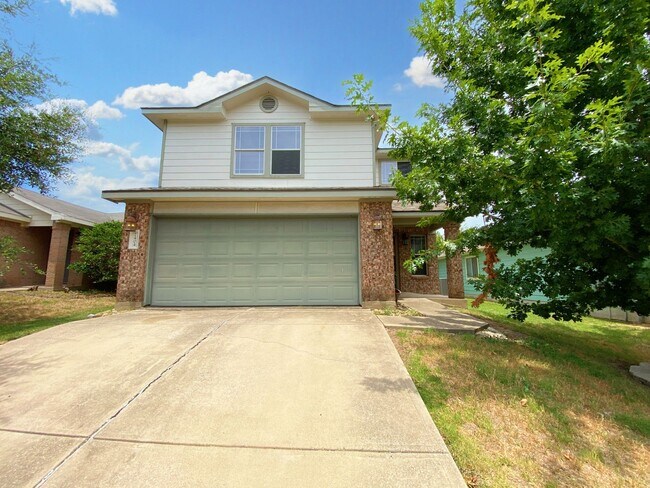 Photo - Spacious 4 Bed 3 Bath Rental with Modern T...