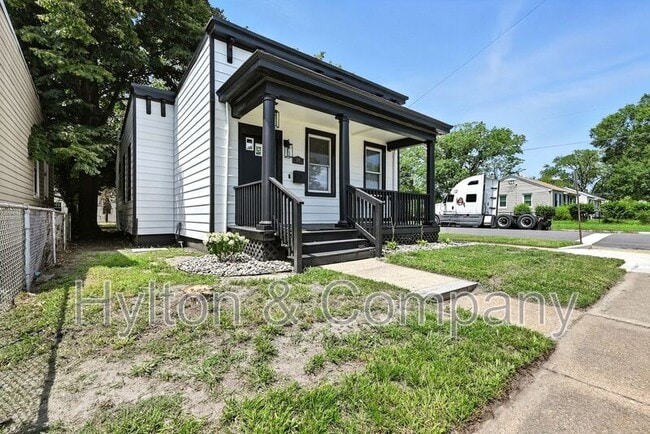 Photo - 1718 N 21st St