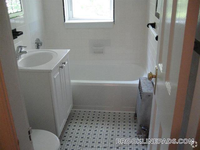 Building Photo - 34 Harris St Rental