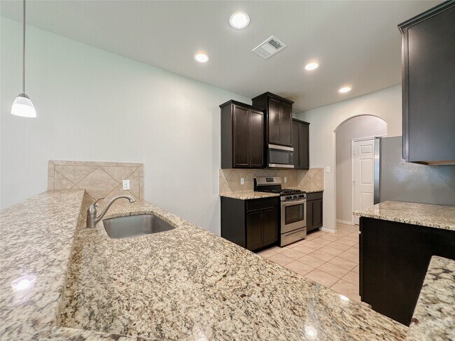 Photo - 105 Camelot Pl Ct