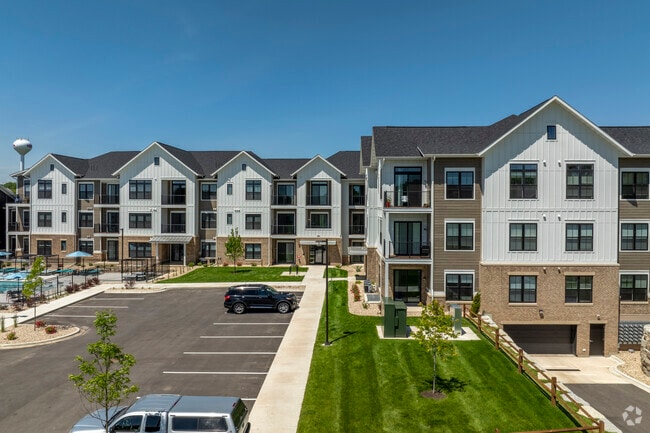 Homestead Luxury Apartments