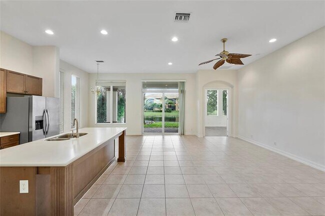 Photo - 8215 NW 125th Ln