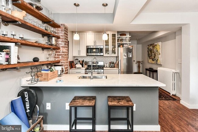 Building Photo - 1863 Kalorama Rd NW Unit 1A