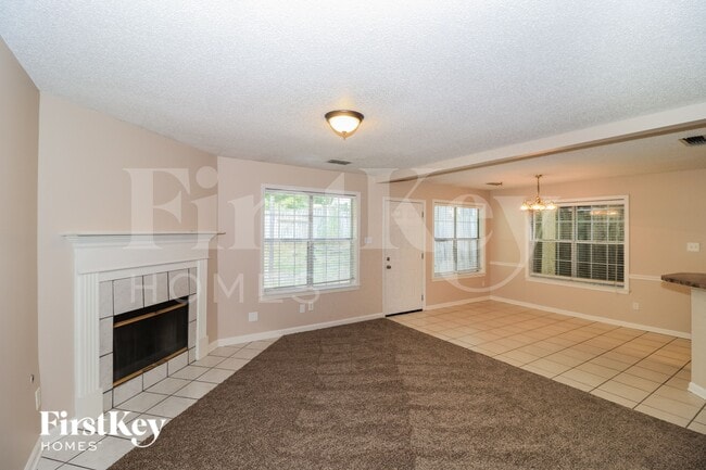 Photo - 1049 Nolan Ln