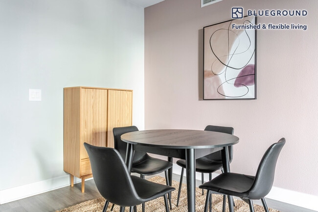 Photo - 5535 Westlawn Ave Unit FL1-ID985