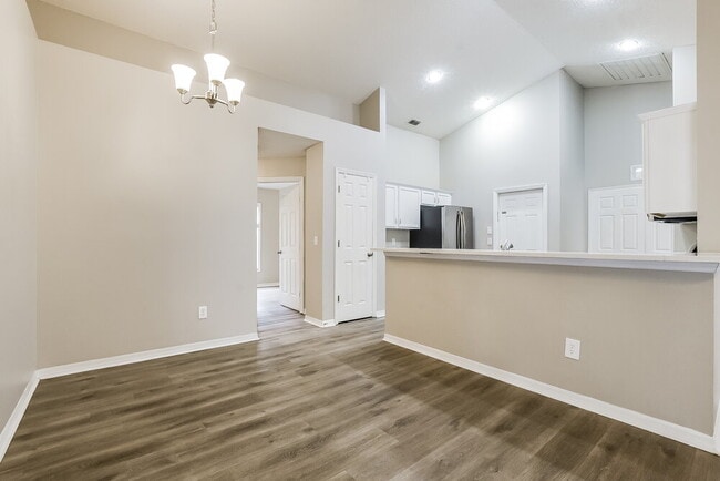 Photo - 15849 Green Cove Blvd