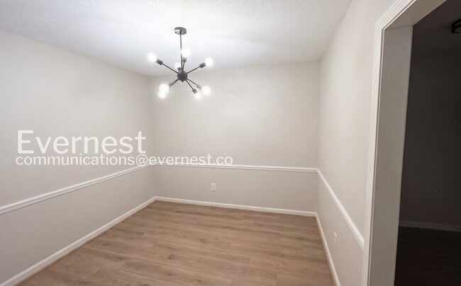 2 Bed, 2 Bath Condo with Modern Amenities / Pet-Friendly / Available Now!