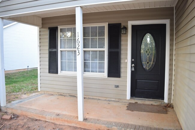 Photo - Nice house in Pineville - Convenient Location