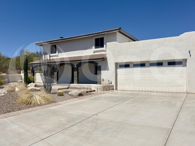 Building Photo - 3700 N San Sebastián Dr Rental