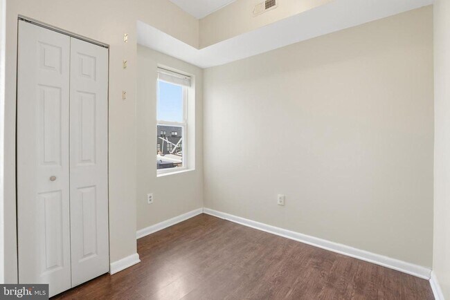 Photo - 1912 9th St NW