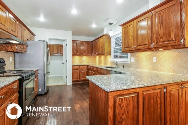 Photo - 8240 Bell Rd