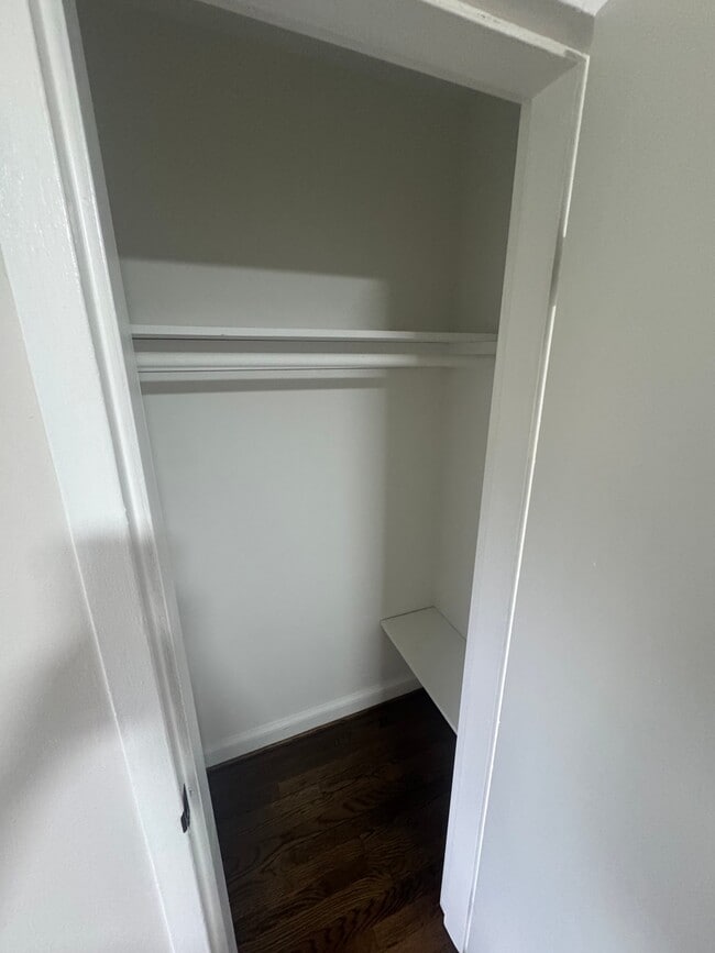 Photo - 5603 Newton St