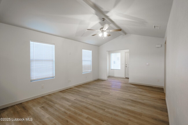 Photo - 8008 Elm Ave